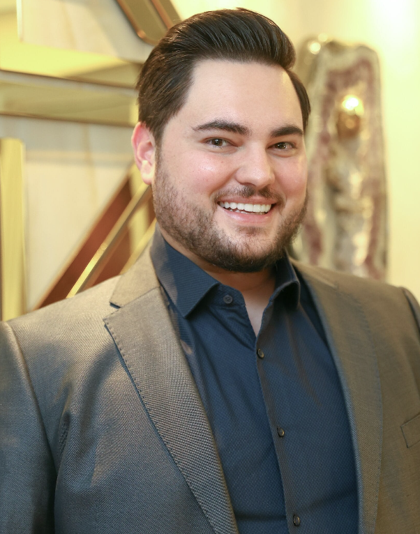Dr. Marcos Storion, cirurgião plástico especialista em Deep Plane Face Lift